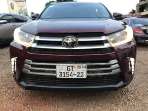 Toyota Highlander Limited 4x2 V6 (3.5L 6cyl 8A) 2018 Brown
