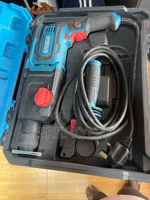 Erbauer 750W SDS+ Rotary Hammer Drill (ERH750) With Carry Case