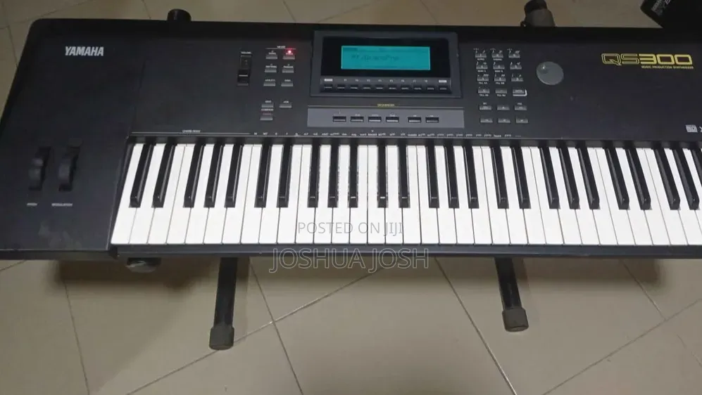 Yamaha Qs 300 Synthesizer Piano