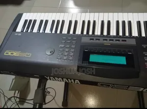 Yamaha Qs 300 Synthesizer Piano