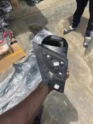 Hyundai Elantra 2012 2013 Driving Mirror ( Left Side )