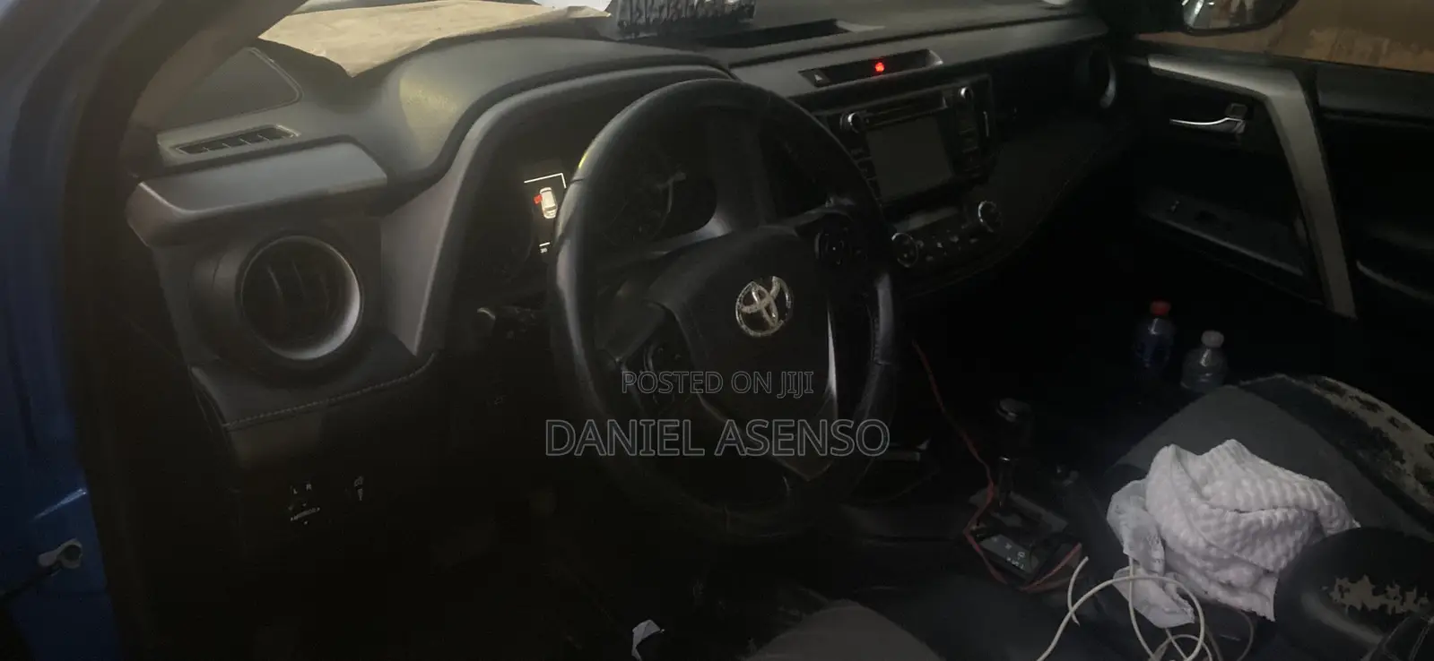 Toyota RAV4 2016 Blue
