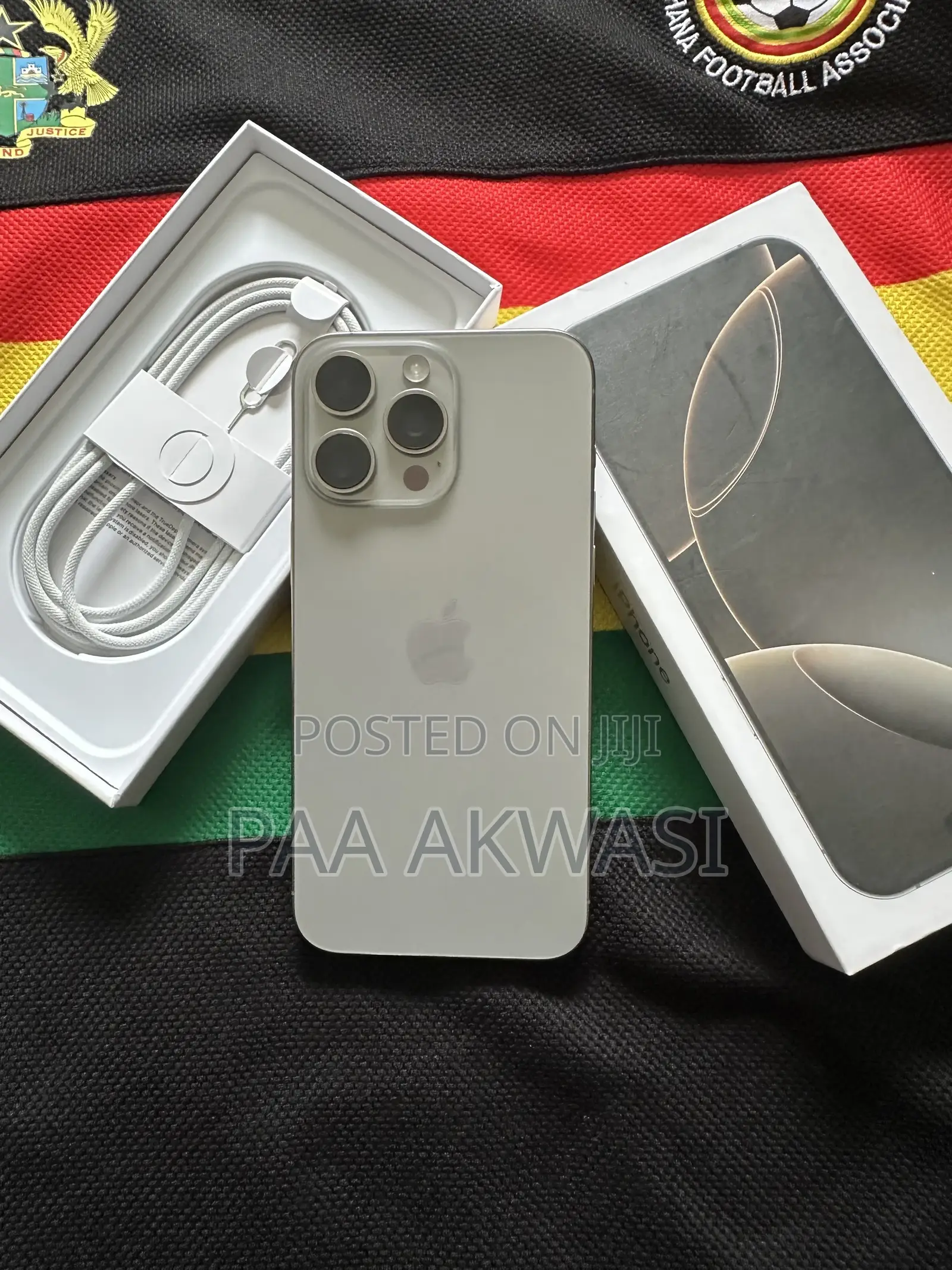 Apple iPhone 15 Pro Max 256 GB Silver