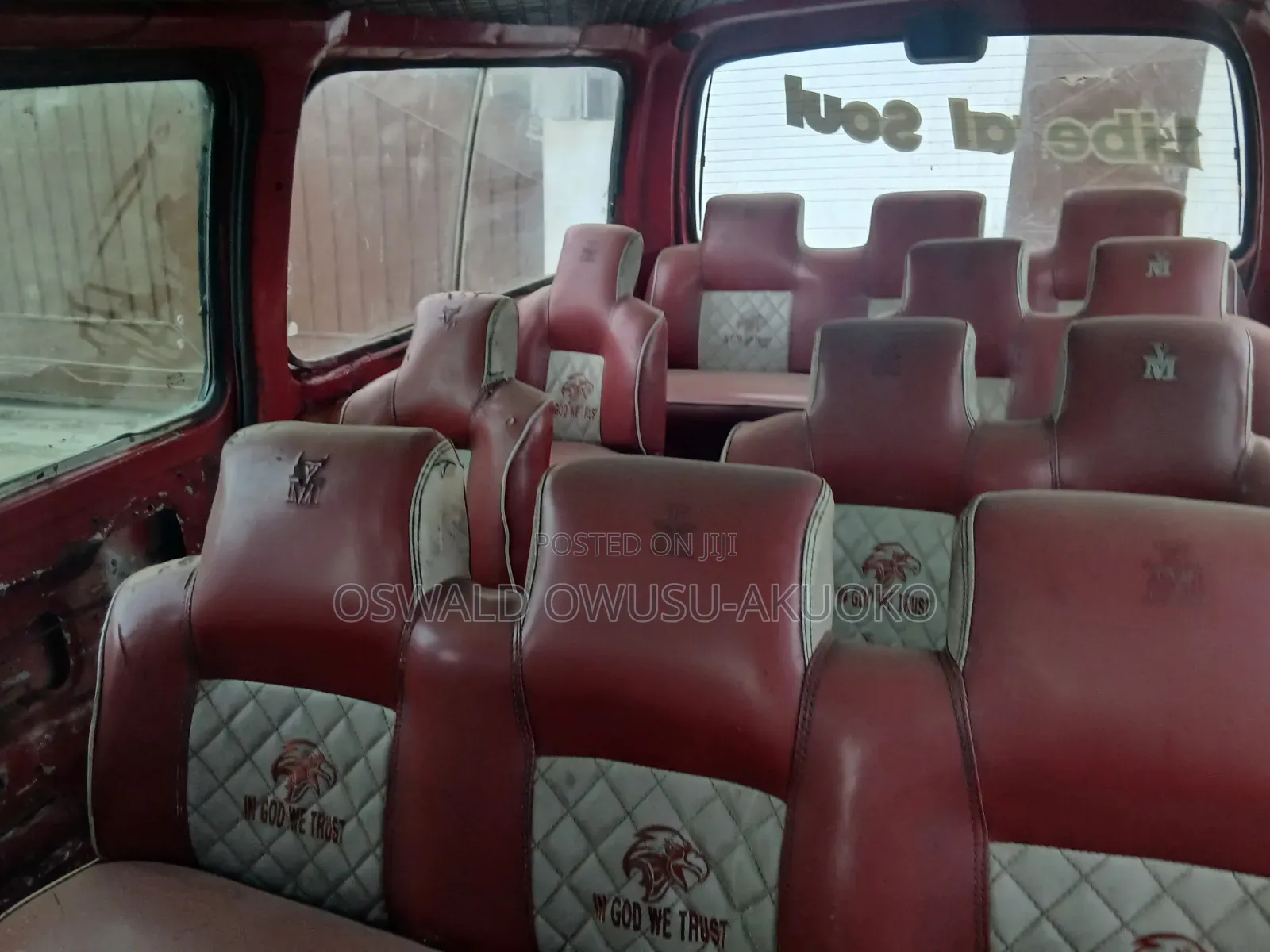 Toyota HiAce 2002 Red