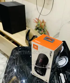 Unforgettable Vibes With Bluetooth JBL Flip 7 Black Speaker