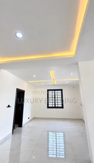 3bdrm House in Spintex, Baatsona Total for rent