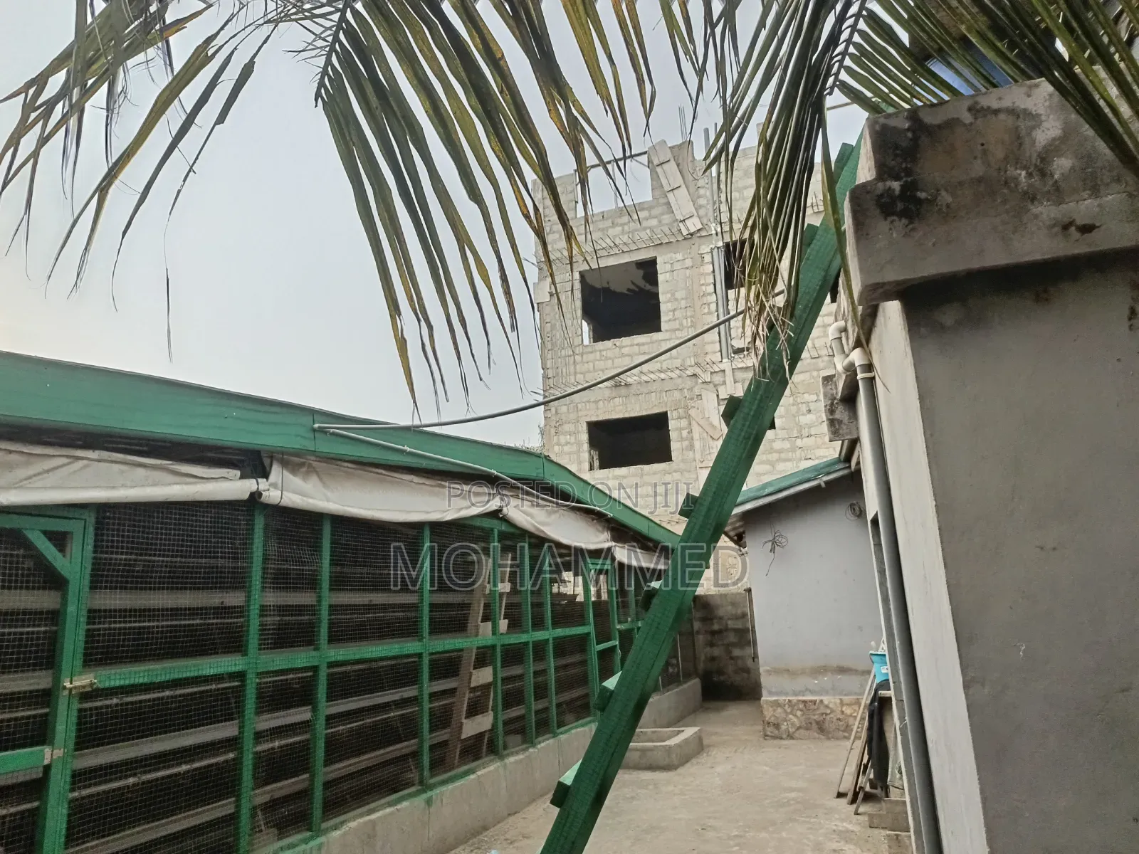 6bdrm House in Property Investments, School Junction for sale