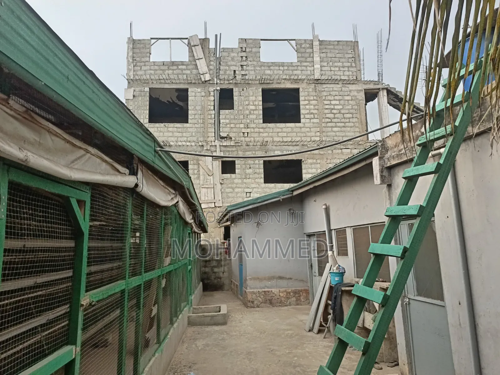 6bdrm House in Property Investments, School Junction for sale