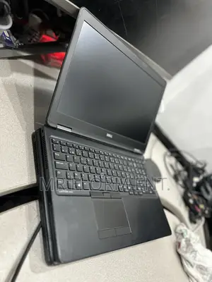 Laptop Dell Latitude E5550 8GB Intel Core i5 HDD 500GB