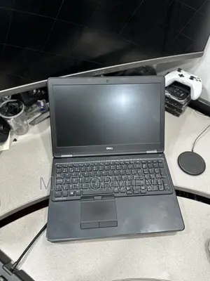 Laptop Dell Latitude E5550 8GB Intel Core i5 HDD 500GB