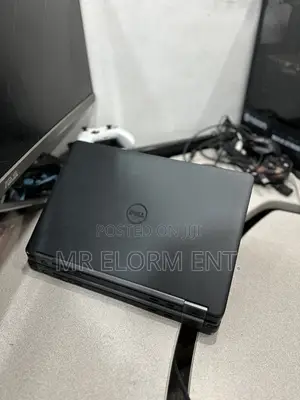 Laptop Dell Latitude E5550 8GB Intel Core i5 HDD 500GB
