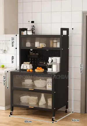 Kitchen Cabinet With Door