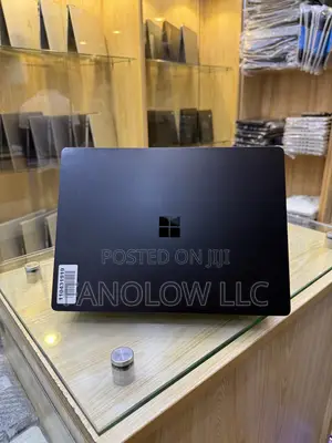 New Laptop Microsoft Surface Laptop 3 8GB Intel Core i5 SSD 256GB