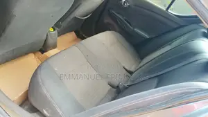 Nissan Versa 1.6 S Sedan 2012 Gray
