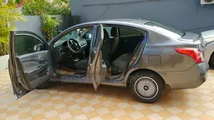 Nissan Versa 1.6 S Sedan 2012 Gray
