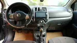 Nissan Versa 1.6 S Sedan 2012 Gray