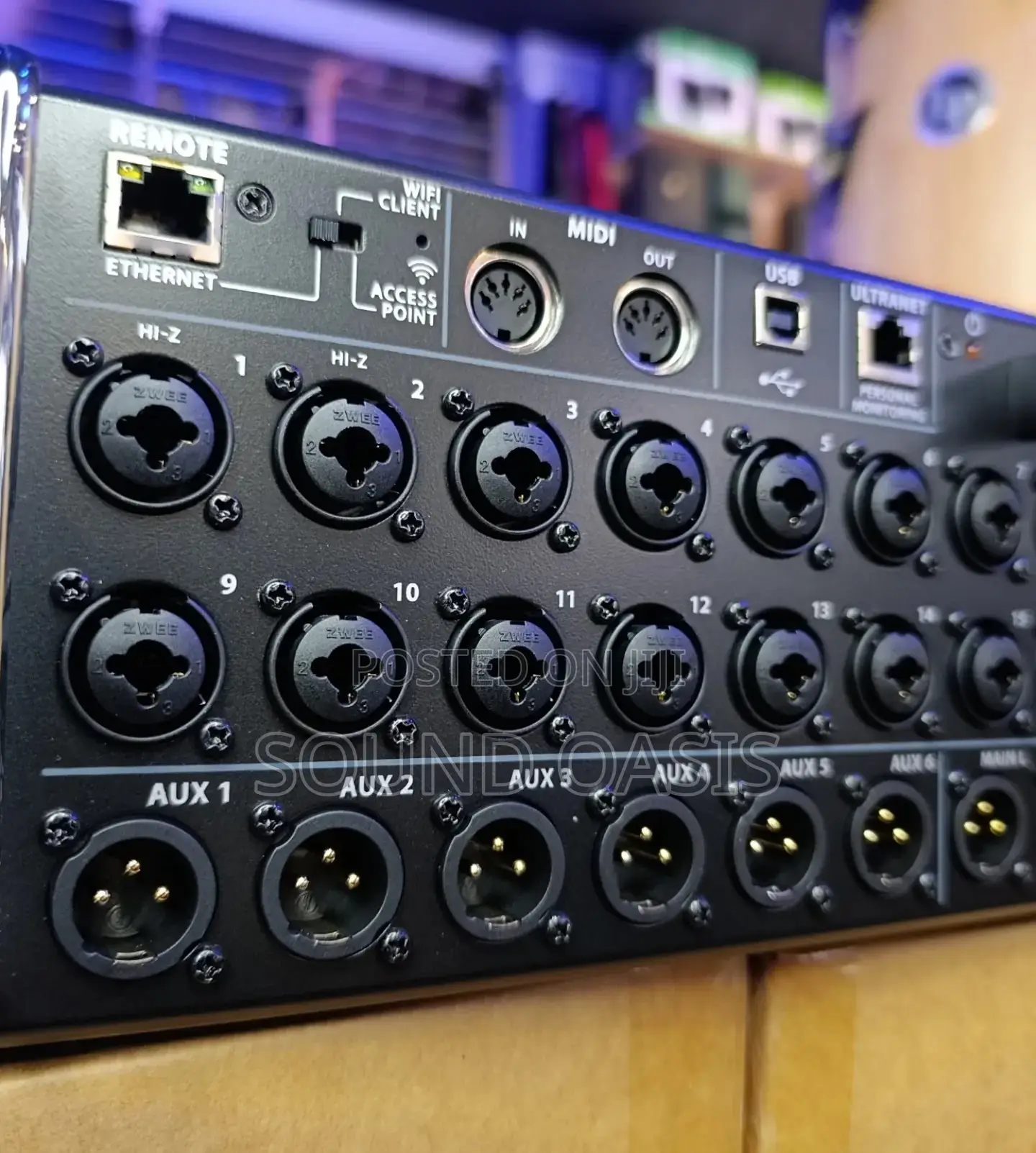 Behringer X Air Xr18 Tablet-Controlled Digital Mixer