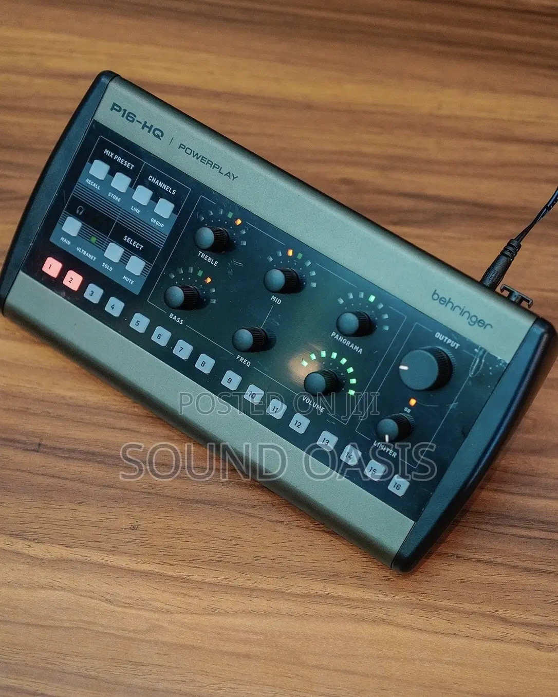 Behringer Powerplay P16-Hq 16-Channel Digital Personal Mixer