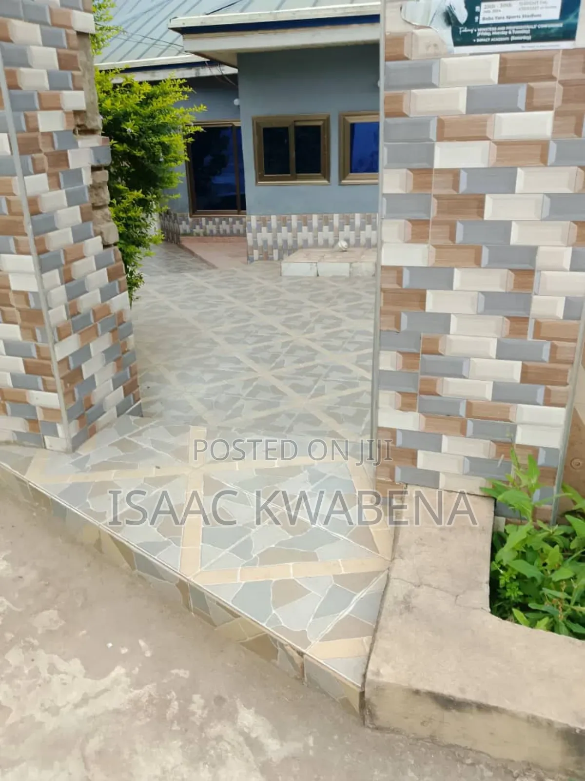 3bdrm Apartment in Kwabre for rent