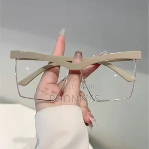 Eyeglasses