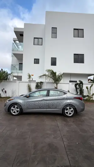Hyundai Elantra Value Edition Sedan FWD (1.8L 4cyl 6A) 2016 Silver