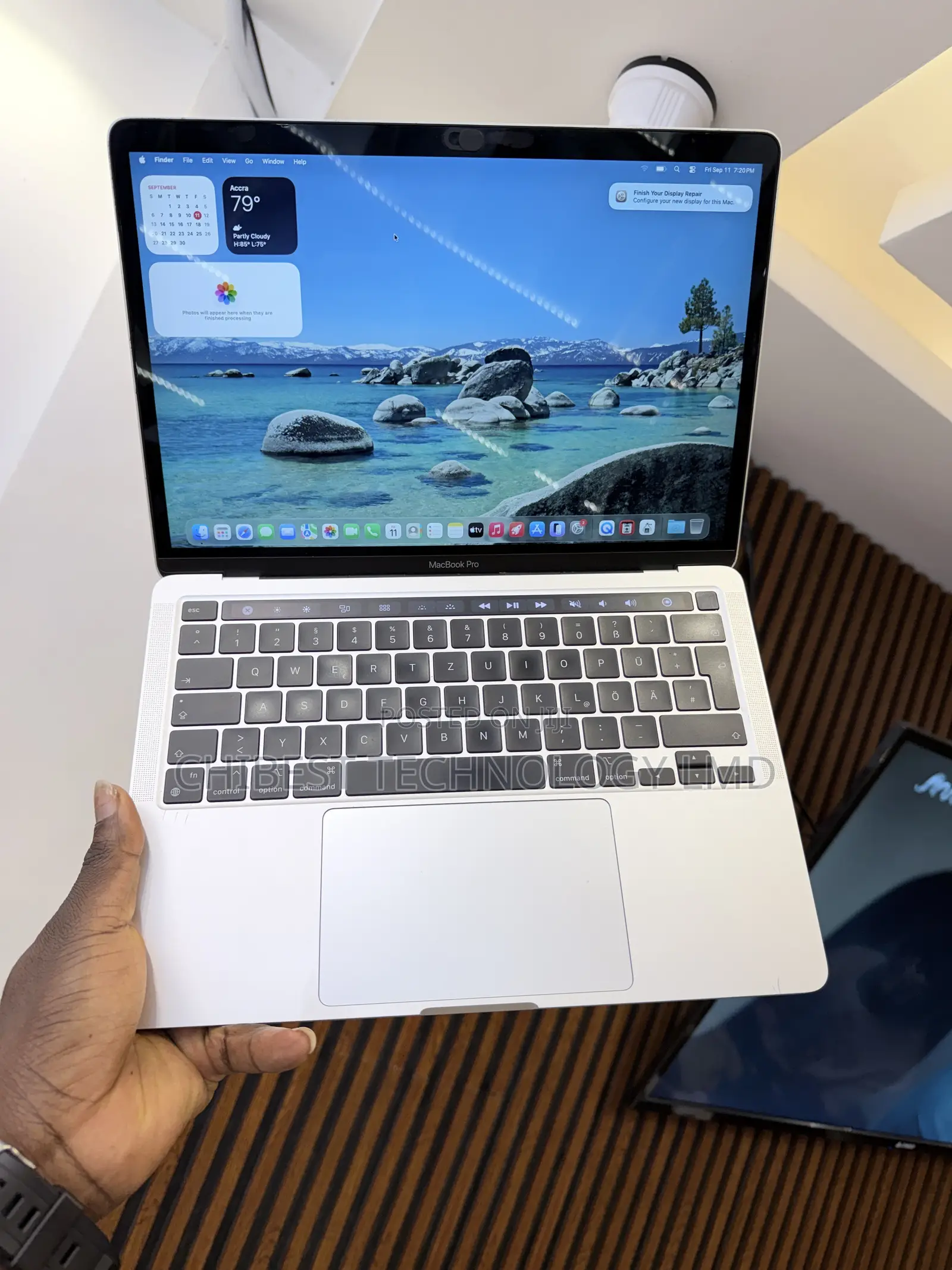 Laptop Apple MacBook Pro 2020 M1 8GB Apple M1 SSD 512GB