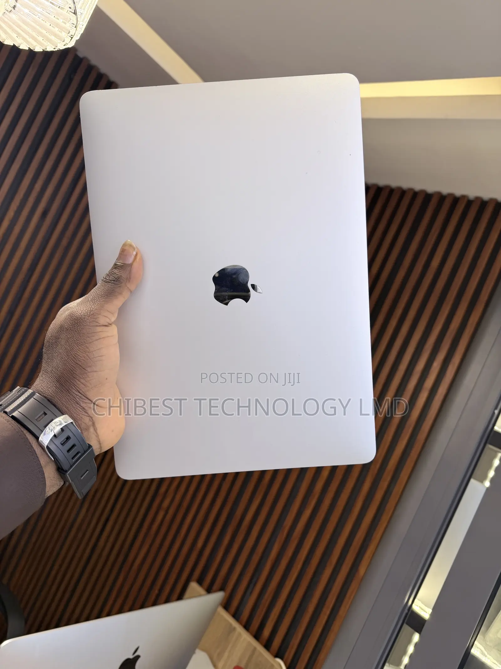 Laptop Apple MacBook Pro 2020 M1 8GB Apple M1 SSD 512GB