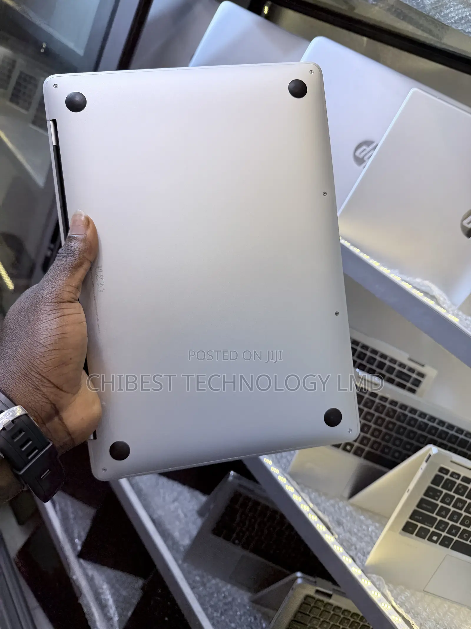 Laptop Apple MacBook Pro 2020 M1 8GB Apple M1 SSD 512GB