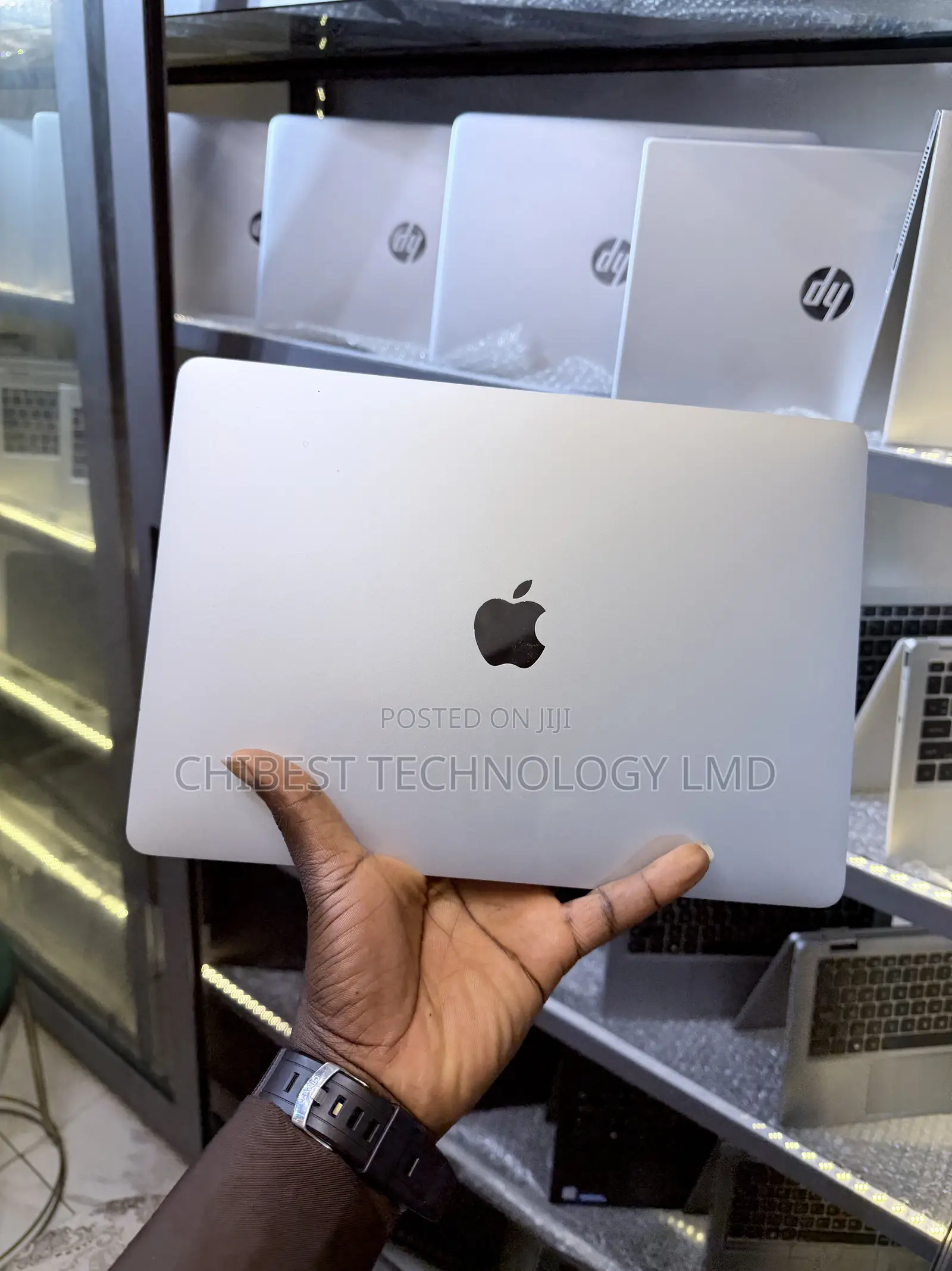 Laptop Apple MacBook Pro 2020 M1 8GB Apple M1 SSD 512GB