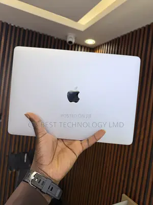 Laptop Apple MacBook Pro 2020 M1 8GB Apple M1 SSD 512GB
