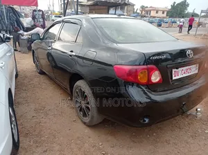 Toyota Corolla 2010 Black
