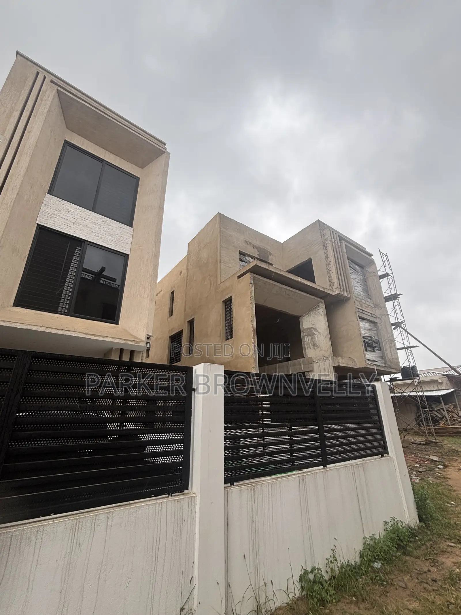 Furnished 4bdrm House in Police Station for sale