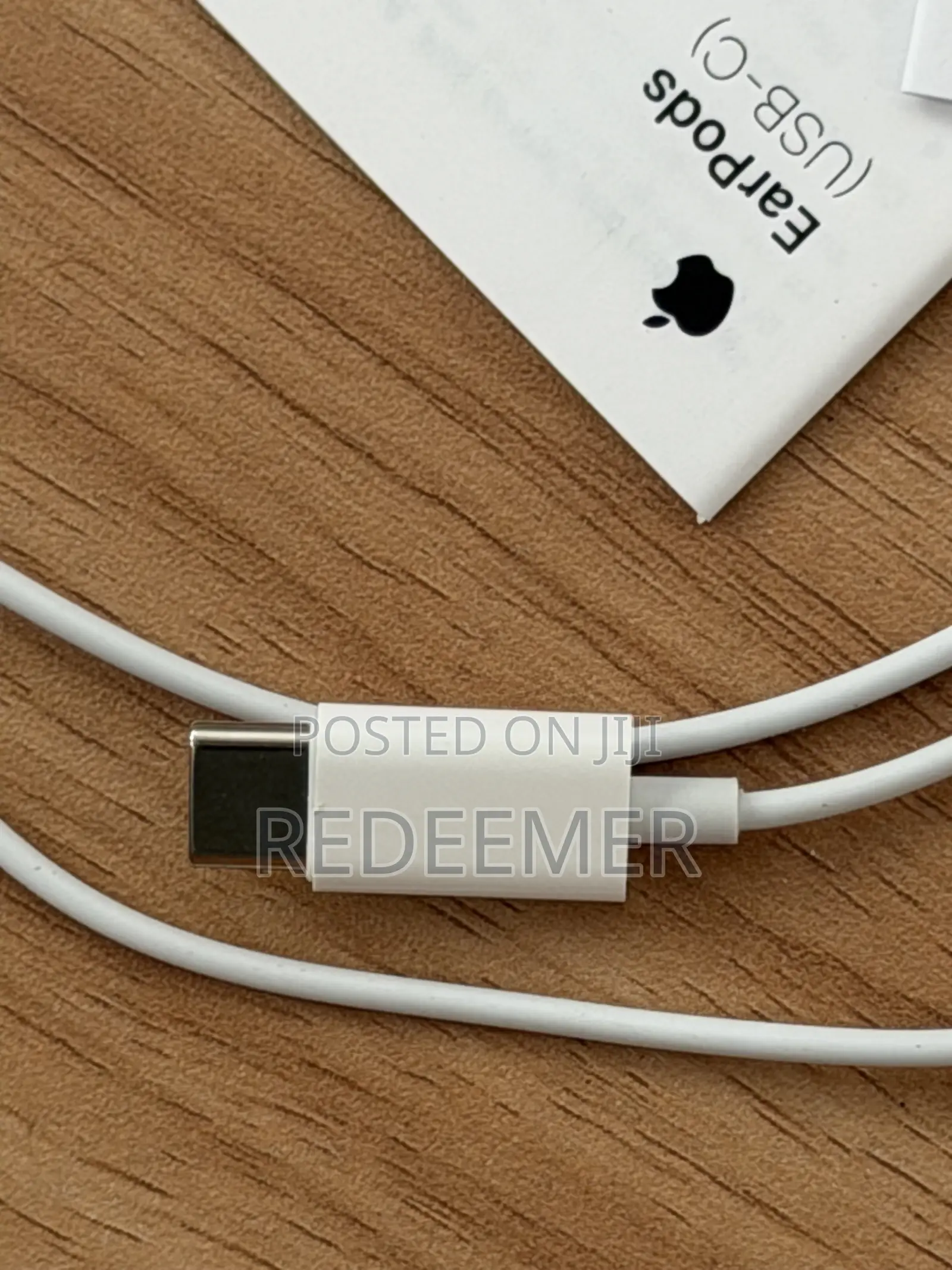 Original Apple EarPods USB-C