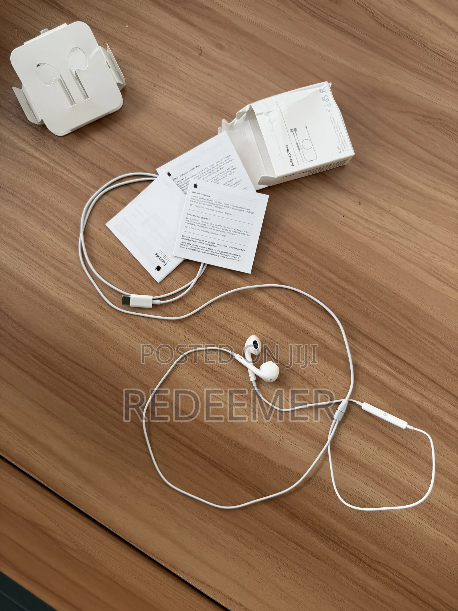 Original Apple EarPods USB-C