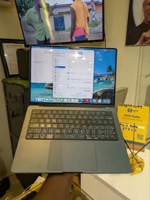 New Laptop Apple MacBook Pro 2023 M3 Pro 18GB Apple M3 Pro SSD 512GB