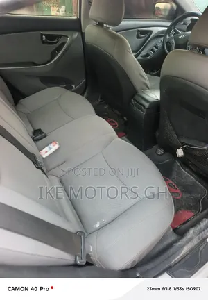 Hyundai Elantra Limited 4dr Sedan (1.8L 4cyl 6A) 2015 White