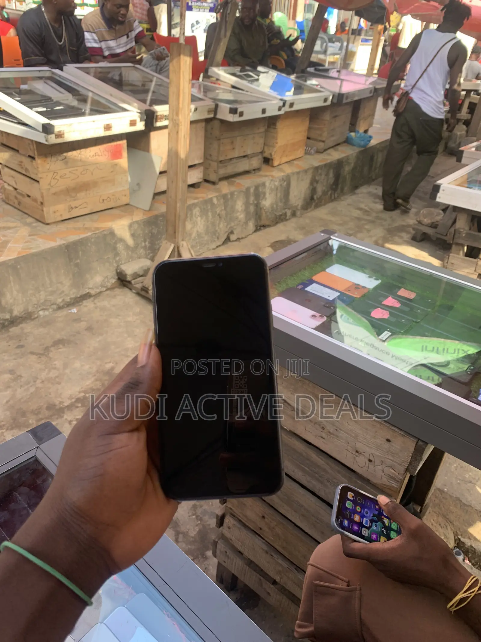 Apple iPhone 11 64 GB Black
