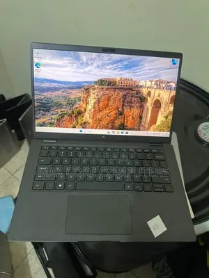 Laptop Dell Latitude 7410 16GB Intel Core i7 SSD 256GB