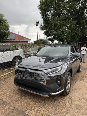 Toyota RAV4 XLE Premium 2021 Gray