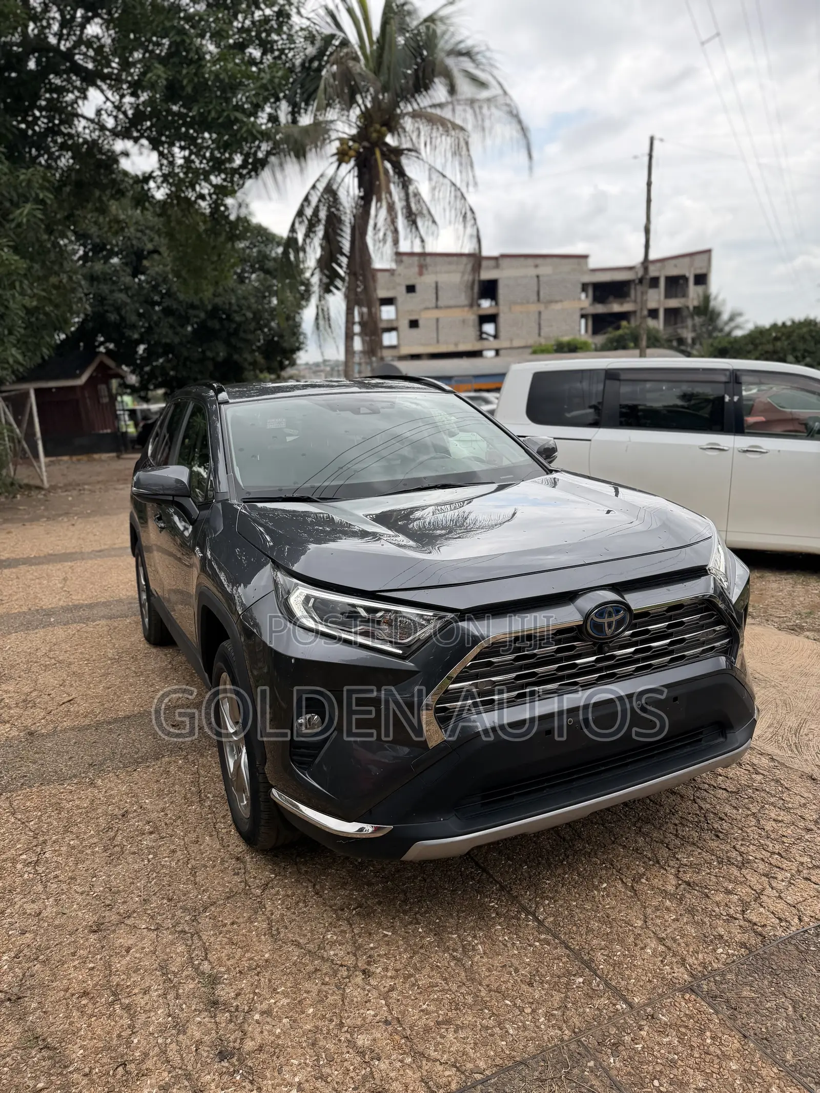 Toyota RAV4 XLE Premium 2021 Gray