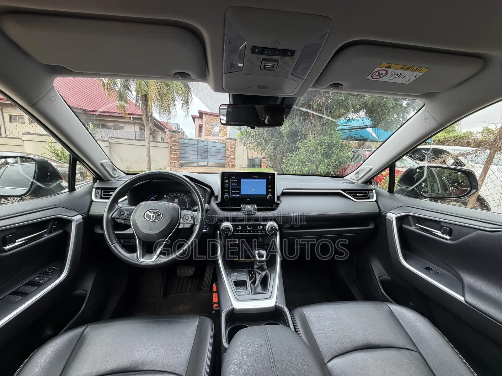 Toyota RAV4 XLE Premium 2021 Gray