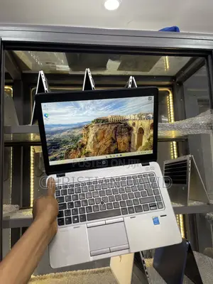 Laptop HP EliteBook 840 G2 8GB Intel Core i5 SSD 256GB