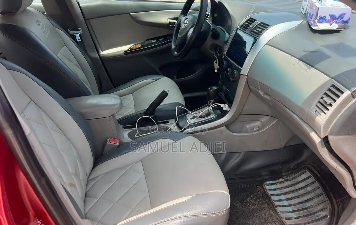 Toyota Corolla 2010 Red