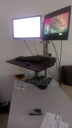 Ergo Kangaroo Desktop
