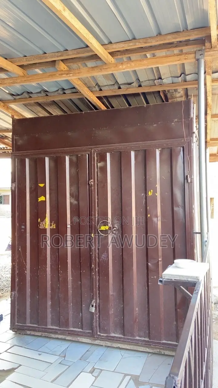 8x9 Container Shop for Rent