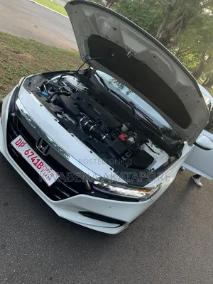 Honda Accord Touring 2.0T 2020 White