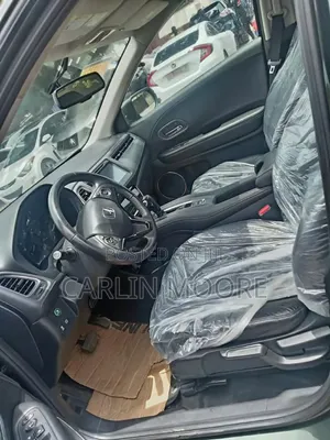 Honda HR-V 4dr SUV (1.5L 4cyl CVT) 2016 Green