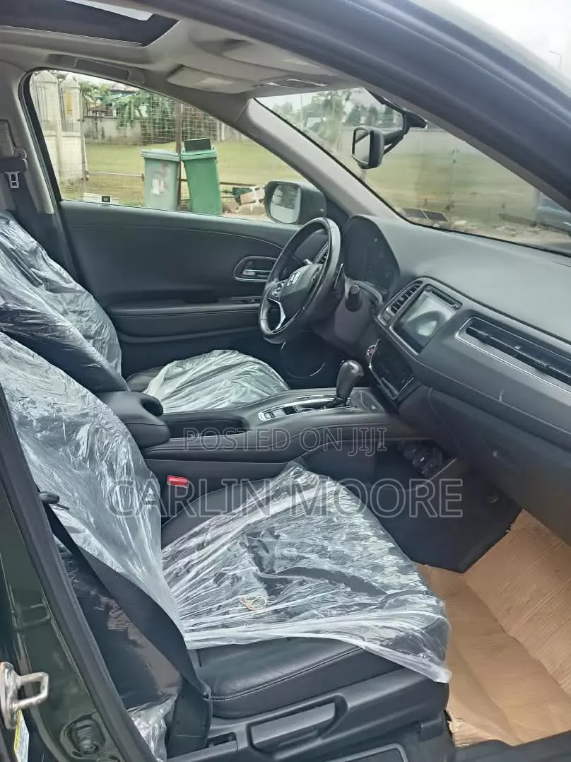 Honda HR-V 4dr SUV (1.5L 4cyl CVT) 2016 Green