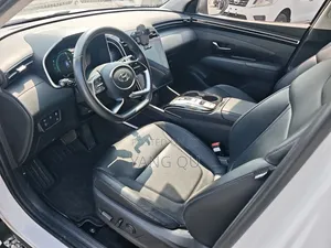 Hyundai Tucson 2023 White