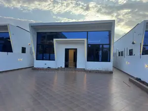 3bdrm House in Green, Oyarifa for sale